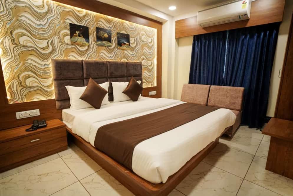 Hotel Mahaveer Ahmedabad